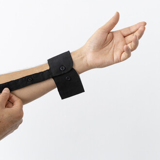 Nino Cais
da série Medida, 2020 impressão sobre papel algodão Edição: 1/3
73 x 90 cm