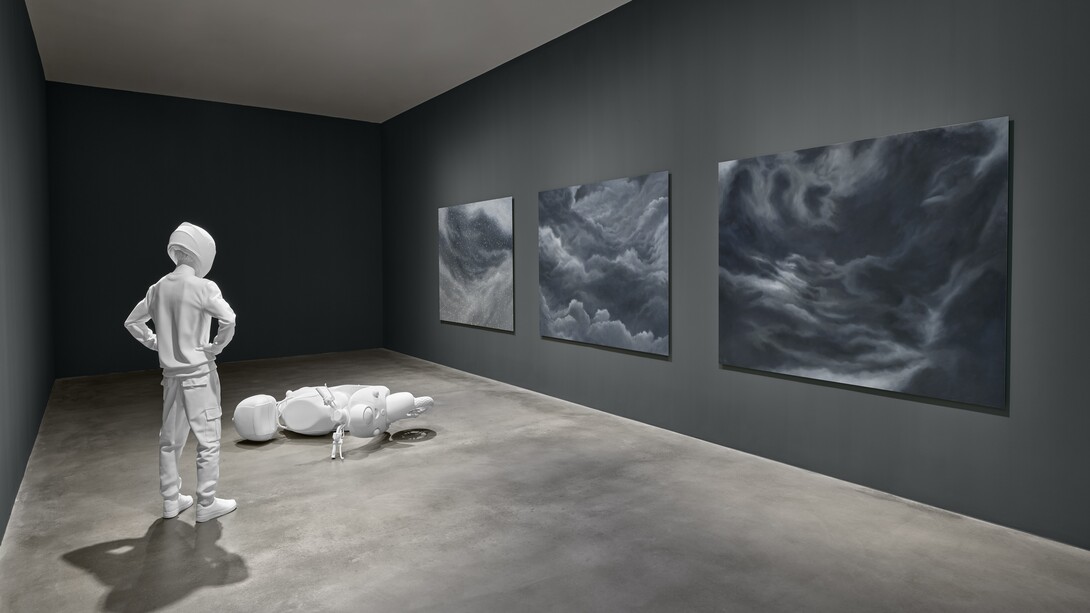 Elmgreen & Dragset, Momentan nicht erreichbar, exhibition view. Courtesy of Galerie Max Hetzler