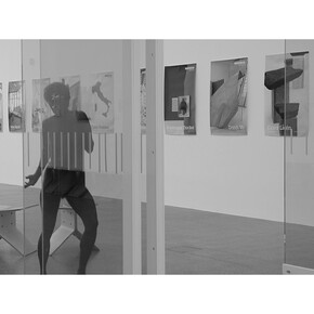 Lili Reynaud-Dewar, Vivre avec ça?! (Museion, Soleil Politique), 2014 (still). Two HD videos, black and white, 10:02 and 10:02 min. Courtesy the artist and Galerie Emanuel Layr, Vienna