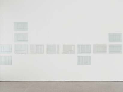 Marina Pinsky, The wave(s) or Newton’s rings, exhibition view. Courtesy of Gallery Greta Meert