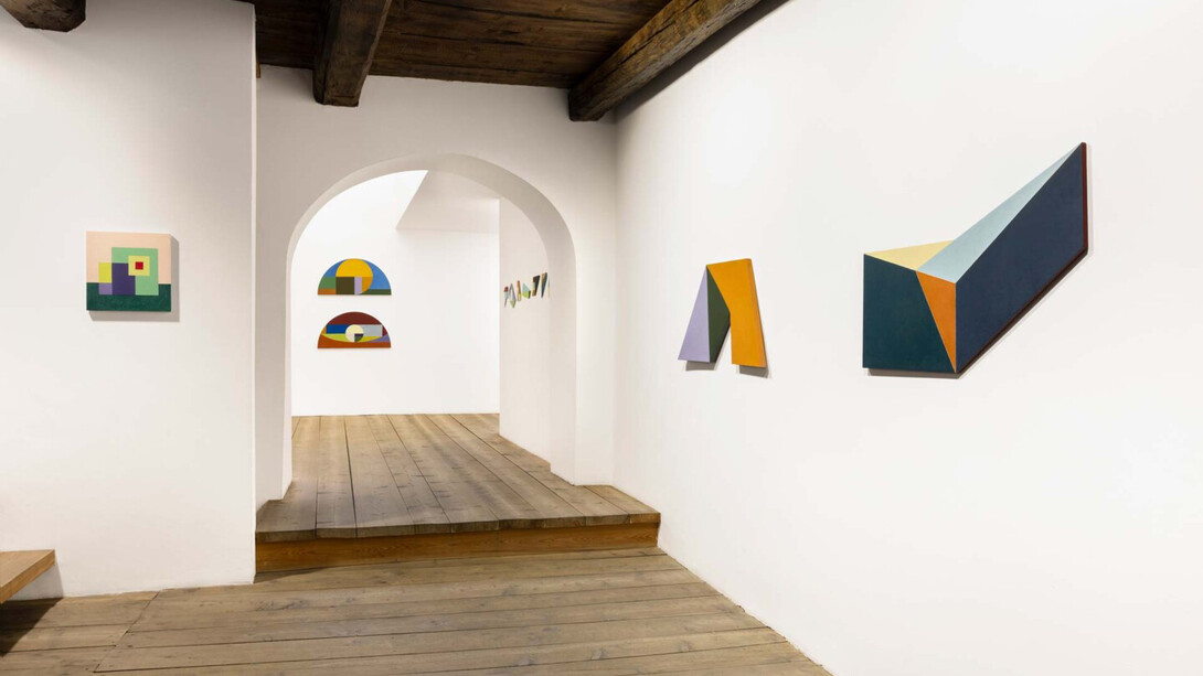 Chung Eun-Mo, Shape of light, exhibition view. Courtesy of Galleria Monica De Cardenas