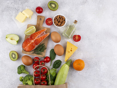 An arrangement of food groups rich in B vitamins