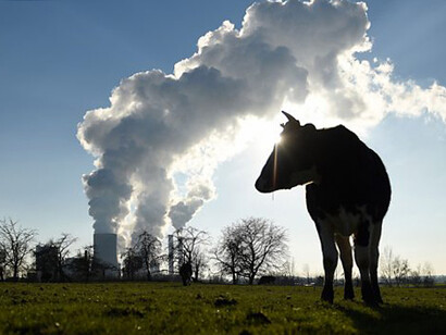 El metano es un gas inodoro e incoloro que se encuentra presente en la atmosfera terrestre en concentraciones unas mil veces inferiores a las del dióxido de carbono