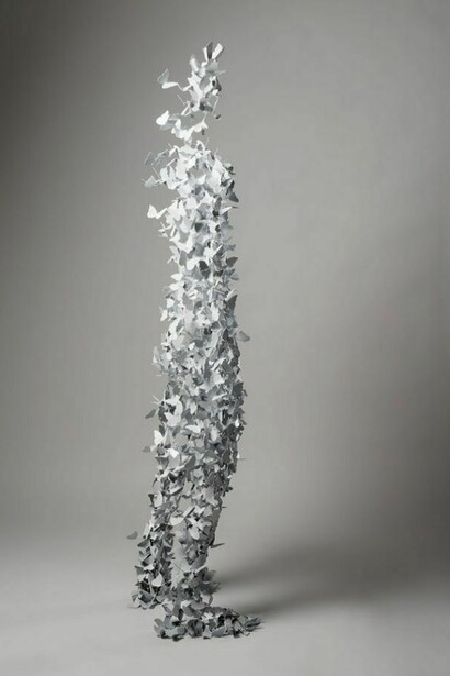 Senza titolo serie Papillon, 2012, ferro saldato smaltato, 185 x 60 x 49cm