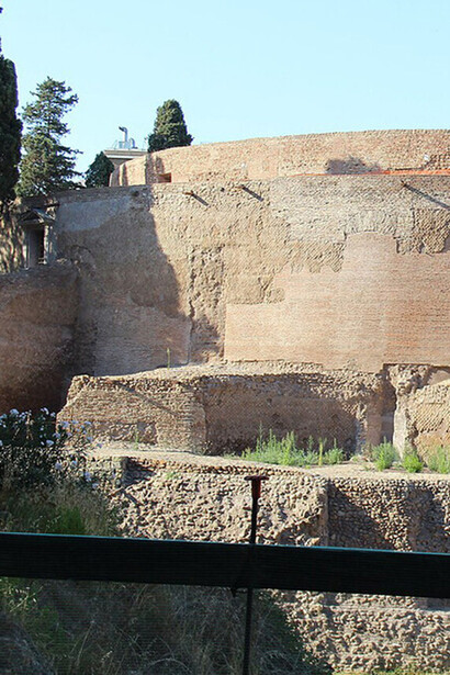 Mausoleum de Augusto, en su interior se depositaban las cenizas de la familia real, Roma, Italia