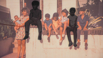 Oscura Kermés Oscura oferece uma experiência imersiva que conecta o visitante com a história e as memórias das vítimas da ditadura argentina de 1976-1983 uma exposição que promove reflexão e empatia sobre esse período sombrio. Foto tirada pelos autores da exposição OKA: Gustavo Hennekens, Victoria Puigcernau, Valentina Arlettaz e Félix Lenzi Colman