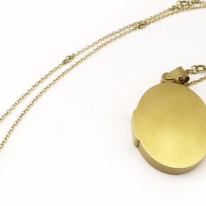 Dear Thing. Courtesy of Gallery S O