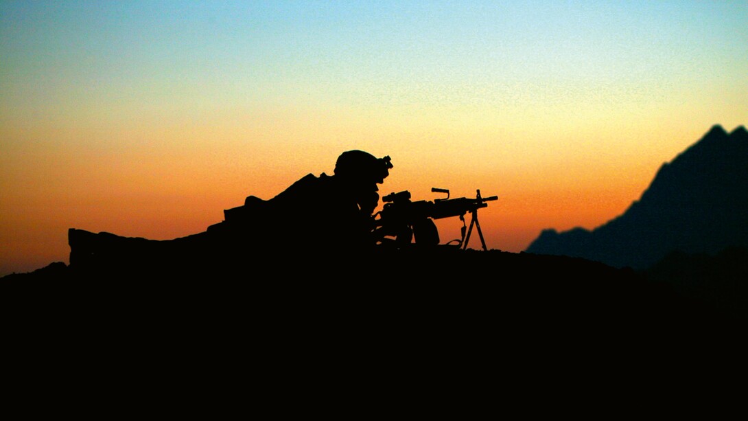US Marine Corps soldier, M249 machine gun team, stationed in Helmand province, Afghanistan, 2008. Courtesy of La Boverie