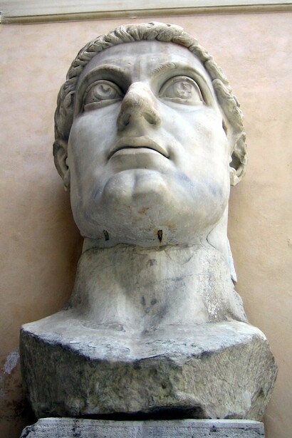 Frammento della colossale statua di Costantino