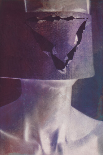 R. H. Quaytman, Point de Gaze, Chapter 23, 2011, Silkscreen ink and gesso on panel, 82.2 x 50.8 x 1.9 cm, Solomon R. Guggenheim Museum, New York. Purchased with funds contributed by the International Director’s Council 2012.13 © R. H. Quaytman, Photo: Kristopher McKay, Solomon R. Guggenheim Foundation, New York
