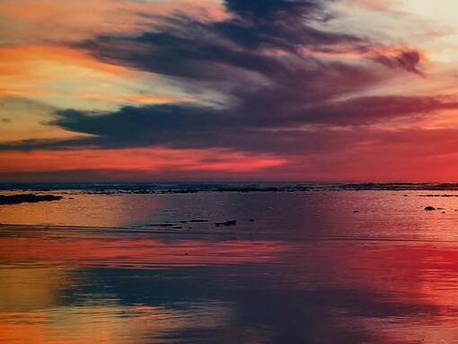 The infinite kinetics of the mirage that animates and transforms everything