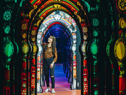 Professor Crackitts Light Fantastic Mirror Maze. Courtesy of Science Centre