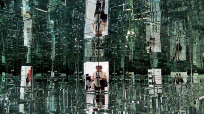 Lucas Samaras, Mirrored Room, 1966