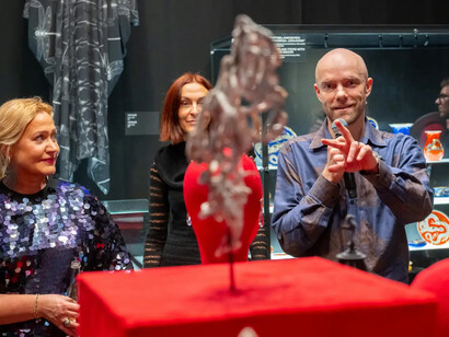 Langebraun–Veenre. Dragons and seahorses, exhibition view. Courtesy of Estonian History Museum