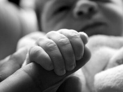 Una promessa d’amore che si rinnova in ogni gesto