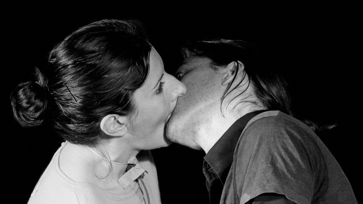Ulay, Marina Abramović, Breathing in, breathing out, April 1977. Courtesy of Albertina Museum