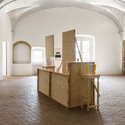 Bruno Ollé, Paisatge de lluna i sol, exhibition view. Courtesy of Alzueta Gallery