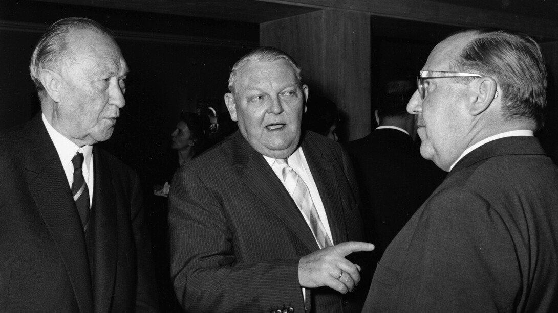 Konrad Adenauer con Ludwig Erhard y Franz Meyers