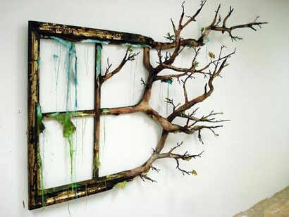 Valerie Hegarty, cornice