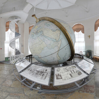 Gottorp (greater academic) globe, exhibition view. Courtesy of Kunstkamera