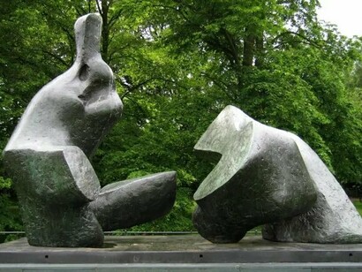 Henry Moore, Grande figura reclinata (due opere), 1963