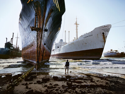 Ship Breaking Yard, Karachi, 1985 © Steve Mccurry. Image courtesy of Huxley-Parlour Gallery