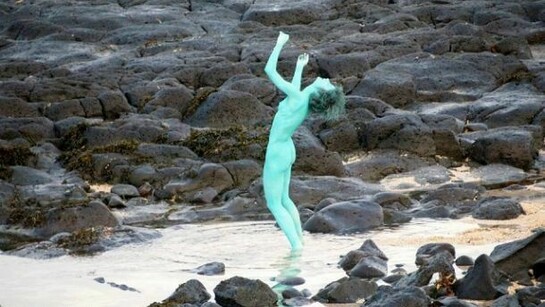 Vastness outside inner landscapes. Performance by Julia Valdis-Bogard
