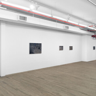 Gökhun Baltacı, A moonless plateau, exhibition view. Courtesy of kaufmann repetto