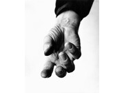 Henry Moore, sculptor, Hertfordshire, England, January 26, 1963. Photograph by Richard Avedon
© The Richard Avedon Foundation