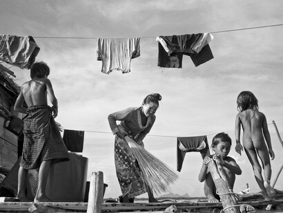 Pierre de Vallombreuse, Badjao. Borneo. Mer de Célèbes (Badjao. Borneo. Celebes sea), Courtesy Galerie Argentic © Pierre de Vallombreuse