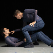 IT dansa. Avec l'aimable autorisation du Théâtre des Salins Martigues
