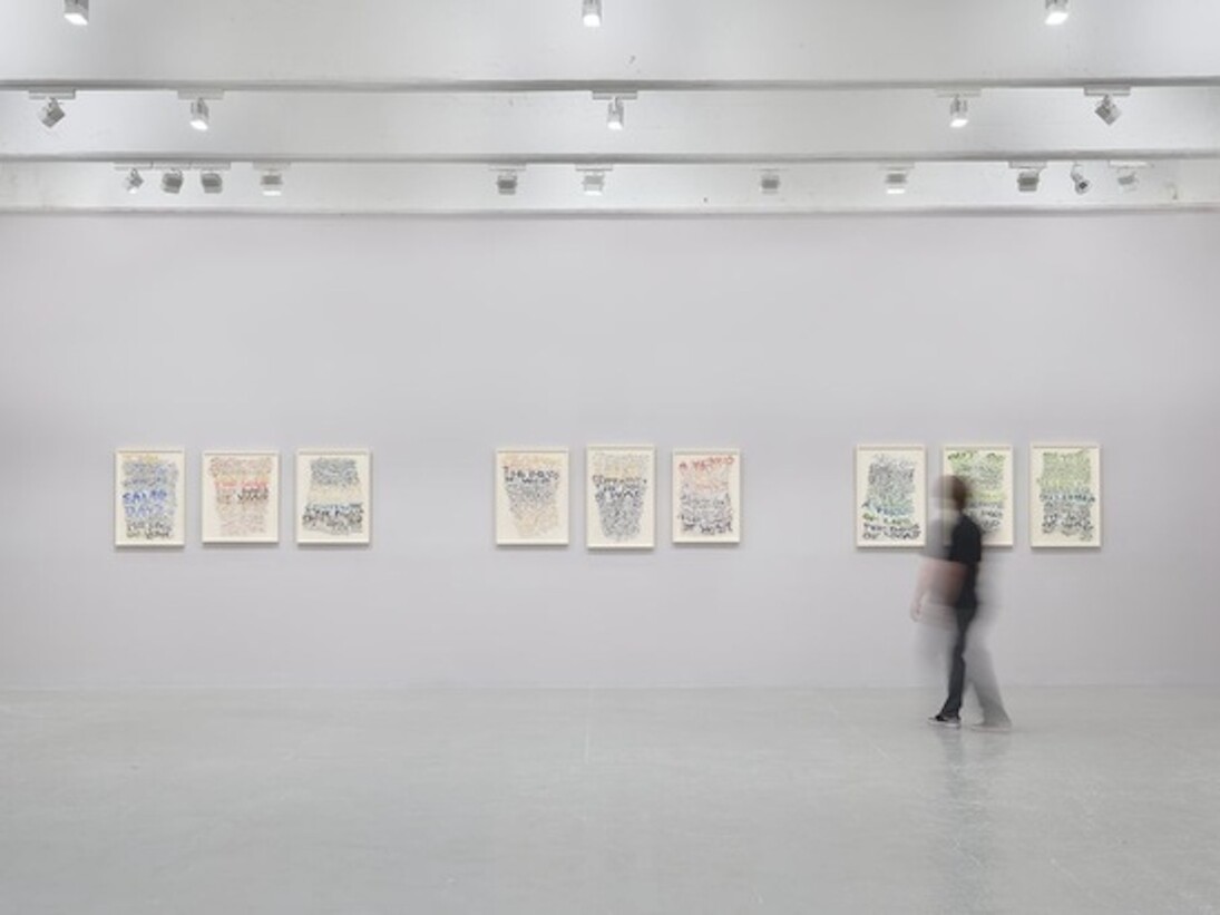 Roni Horn, Exhibition view. Courtesy of Hauser & Wirth