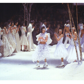 Alexander McQueen, AutumnWinter 1999, Niall McInerney, Photographer. © Bloomsbury Publishing Plc