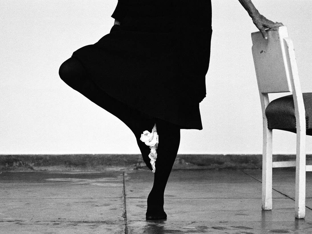 Helena Almeida, N.º Ref: 6505, Drawing, 2014, Black and white photograph, 130 x 195 cm, Unique piece