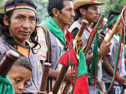 Integrantes de la minga indígena se manifiestan en Colombia