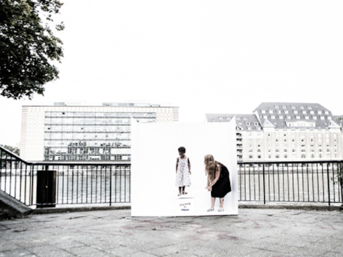 Alex & Mushi: Unbuilding Walls. Courtesy of The Modernism