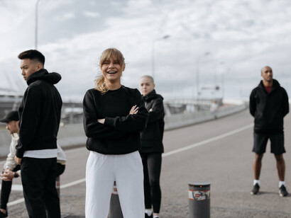 With determination in their eyes, they illustrate the power of perseverance, reminding everyone that clarity of purpose can illuminate even the darkest paths