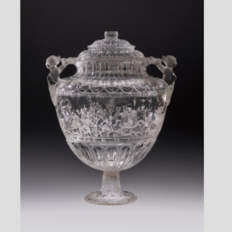 Vaso de la Montería, 1512 - 1572. Cristal de roca / cuarzo hialino. Courtesy of Museo del Prado