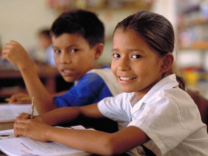 Estudiantes de diversas extracciones culturales en México. Al estar en un mismo espacio los intereses colectivos e individuales pueden o ser convergentes, indistintos o contradictorios-antagónicos
