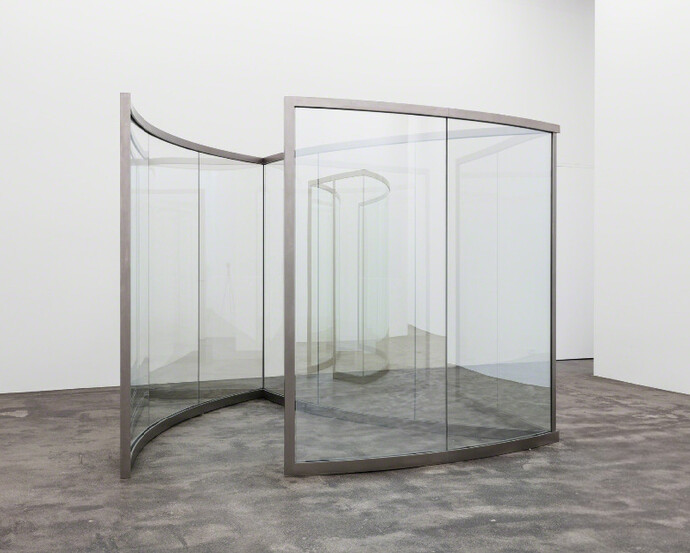 Dan Graham, Aries/Fun (2017), Stainless steel and two-way mirror, 230 x 301.5 x 311.6 cm 90.5 x 118.7 x 122.5 in Unique. Courtesy of Galleri Nicolai Wallner and the artist. Photo: Anders Sune Berg