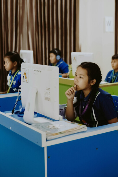 La IA plantea nuevos desafíos éticos y de privacidad que no estaban presentes en los modelos educativos clásicos