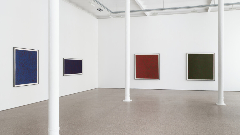 Sol LeWitt, Bands, curves and brushstrokes, exhibition view. Courtesy of Galerie Greta Meert