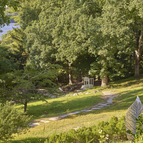 Cat Mazza, Taking the Cure. Courtesy of DeCordova Sculpture Park and Museum