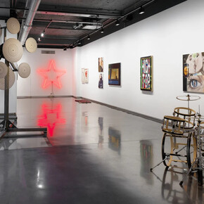 Various artists, Don’t look back, exhibition view. Courtesy of Unit Gallery