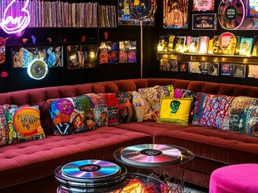 Punk-influenced interiors and alternative design scenes in 1980s London