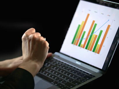 An economy that doesn’t only expand but breathes in and out like all of Nature should be our model