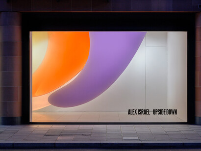 Alex Israel, Upside down, exhibition view. Courtesy of Gagosian Gallery