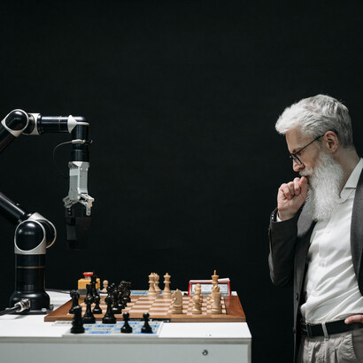 La inteligencia artificial ofrece herramientas para personalizar y mejorar el proceso educativo 