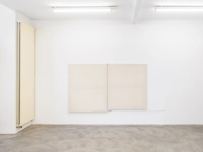 Aaron Amar Bhamra, ppp—fff, exhibition view. Courtesy of Galerie Martin Janda