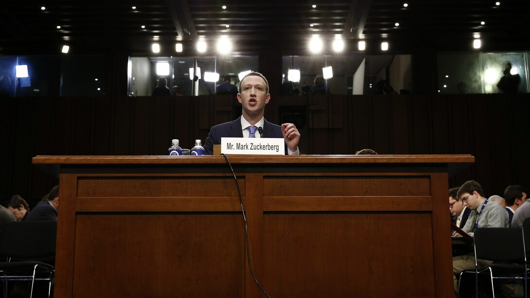 Mark Zuckerberg en su comparencia en Senado de Estados Unidos el pasado 10 de abril a causa del escándalo de fuga de datos